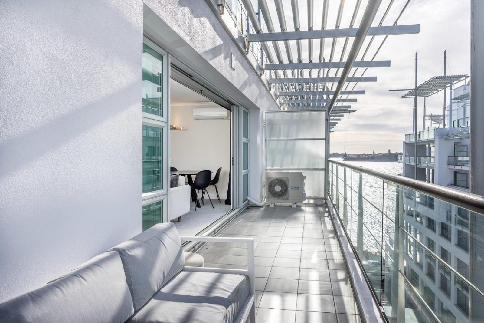 Apartamento Beautiful Renovated 2 X Bdrm,Perfect Location Auckland Exterior foto